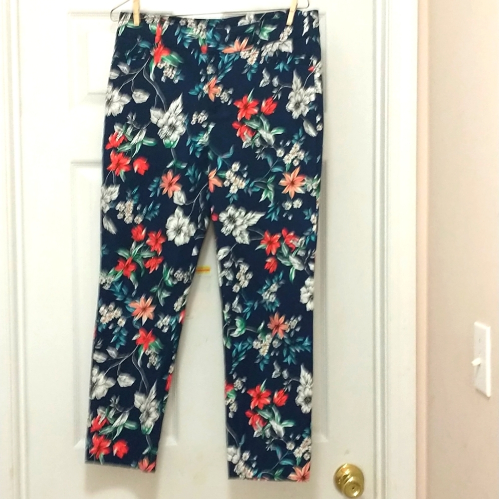 Roz and Ali Floral Ankle Pants Size 10 - Picture 1 of 5